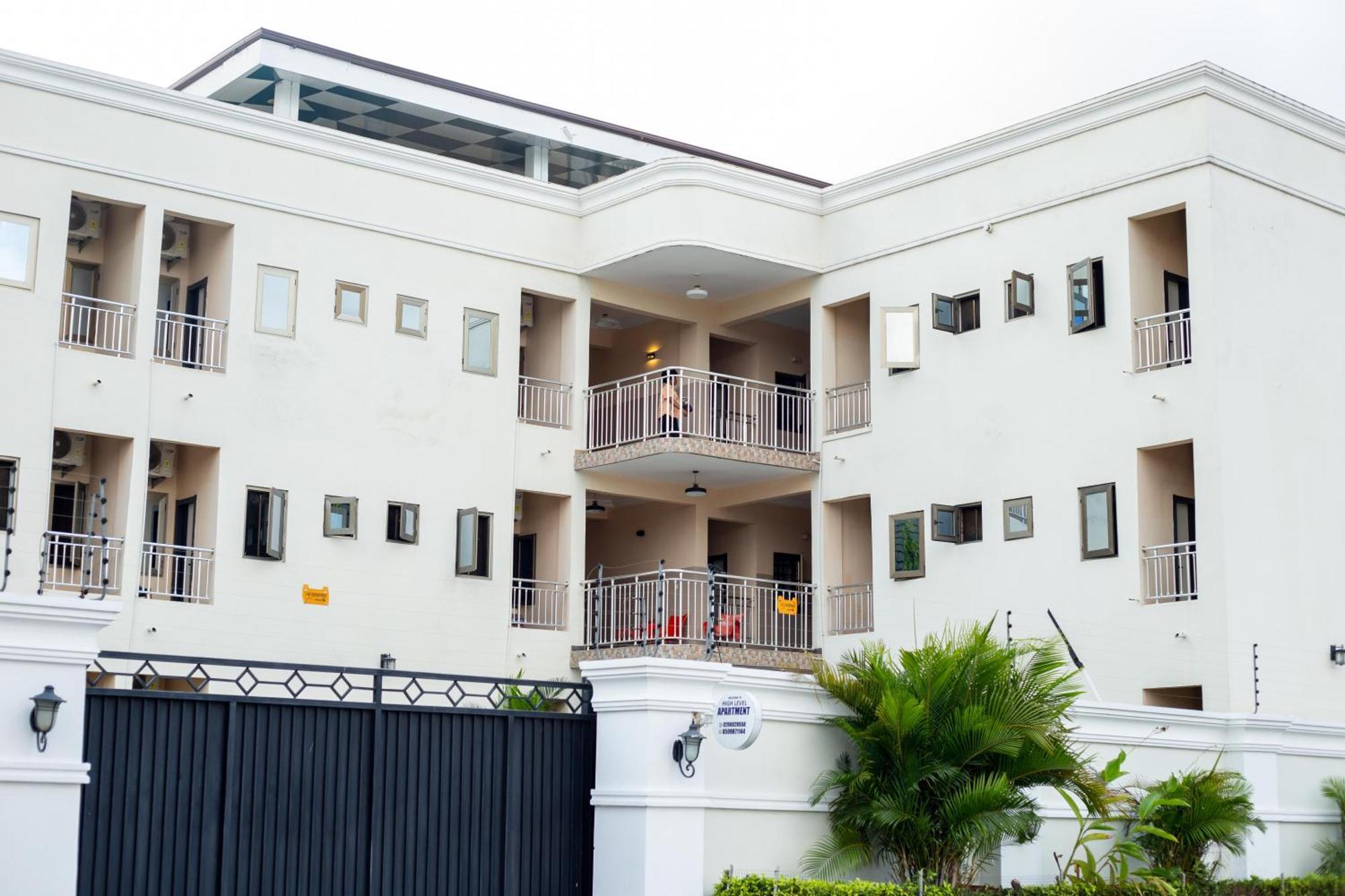 High Level Apartment Haatso Exterior foto